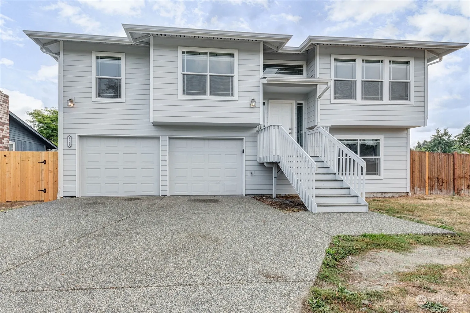 1616 Florida Drive photo 1