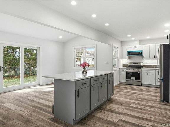 4th image of 56 Pennaquid Road