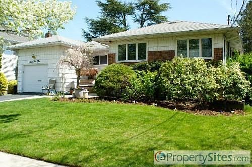 1st image of 455 Bunker Dr
