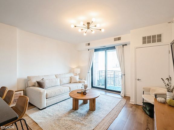 2nd image of 451 W Huron St Unit 804