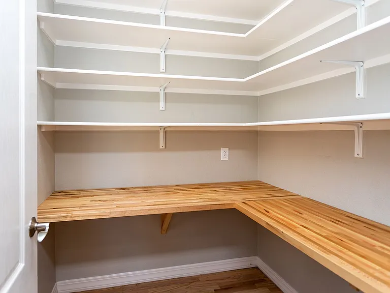 10154 Silver Leaf Way — Photo 15