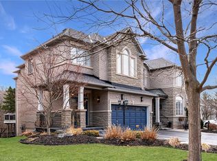 2328 Woodfield Rd, Oakville, ON L6H 6Y6