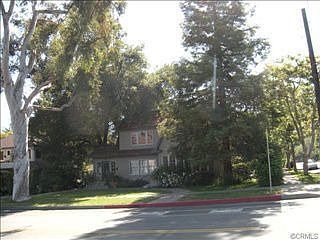 2nd image of 997 N College Ave