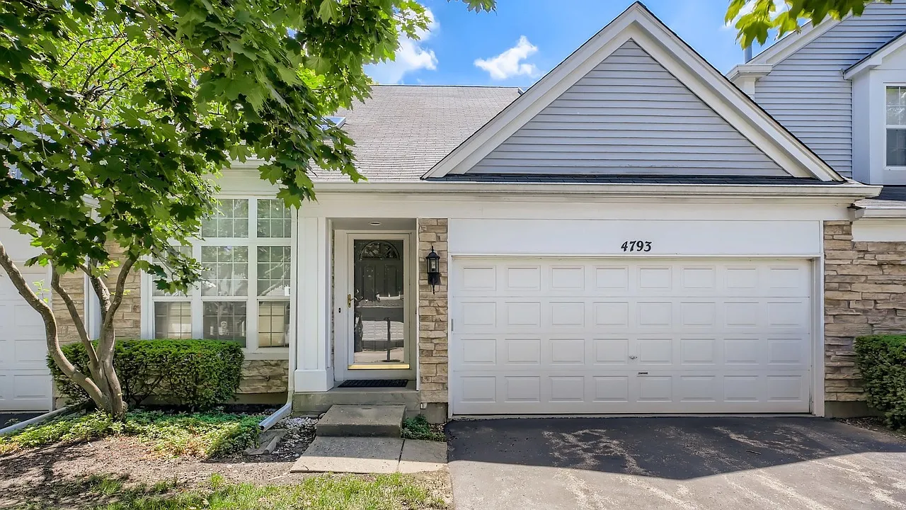 4793 Amber Cir photo 1