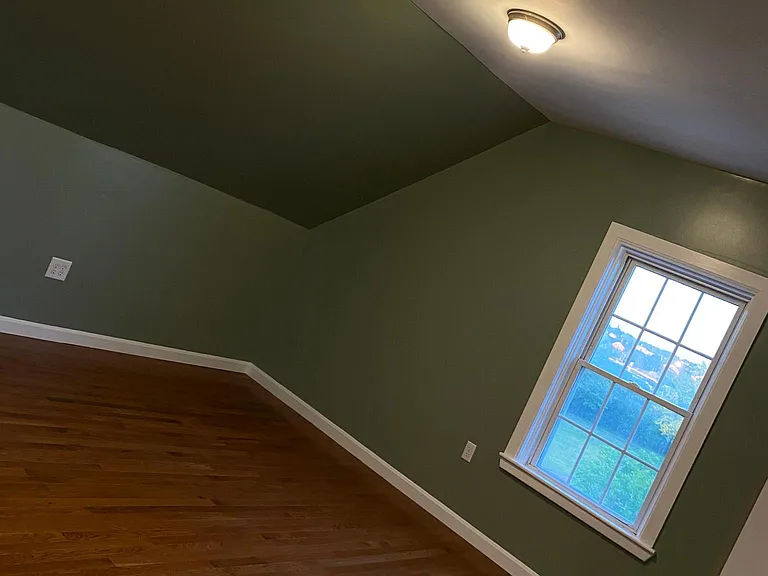 LIVING ROOM AREA