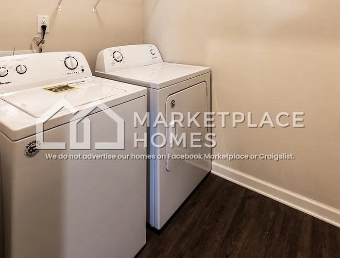 3098 White Gate Loop — Photo 25
