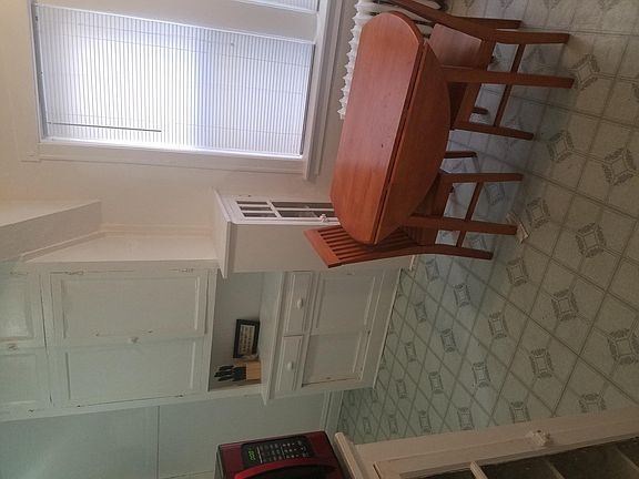 3rd image of 3406 W Berteau Ave #2