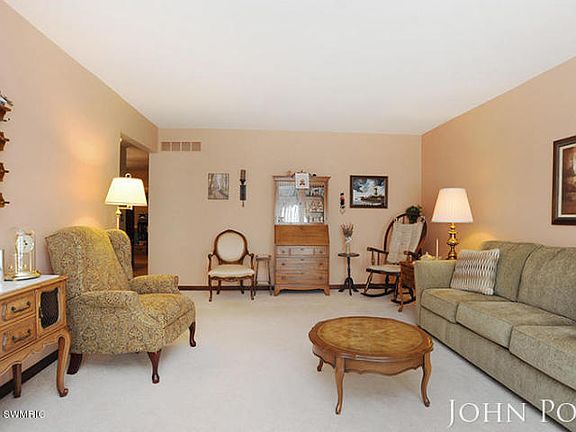 5th image of 3966 Johnson Ln SW