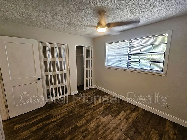 1003 Willow Pond Dr — Photo 13