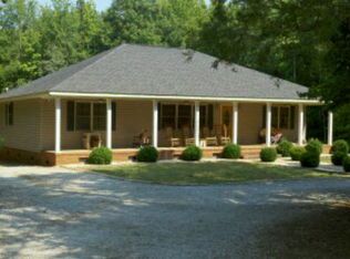 323 Horizon Ln, Hodges, SC 29653