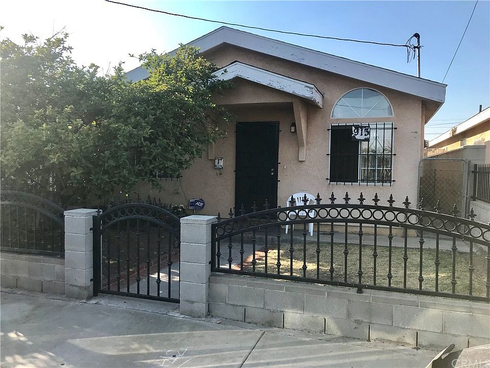 1st image of 913 W East St
