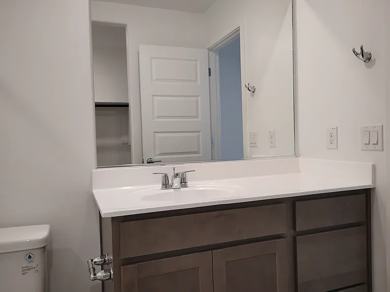 9675 W Piccadilly Rd — Photo 35