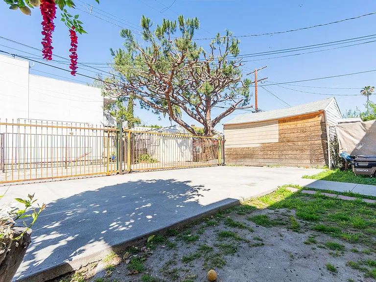 223 S Reno St — Photo 22