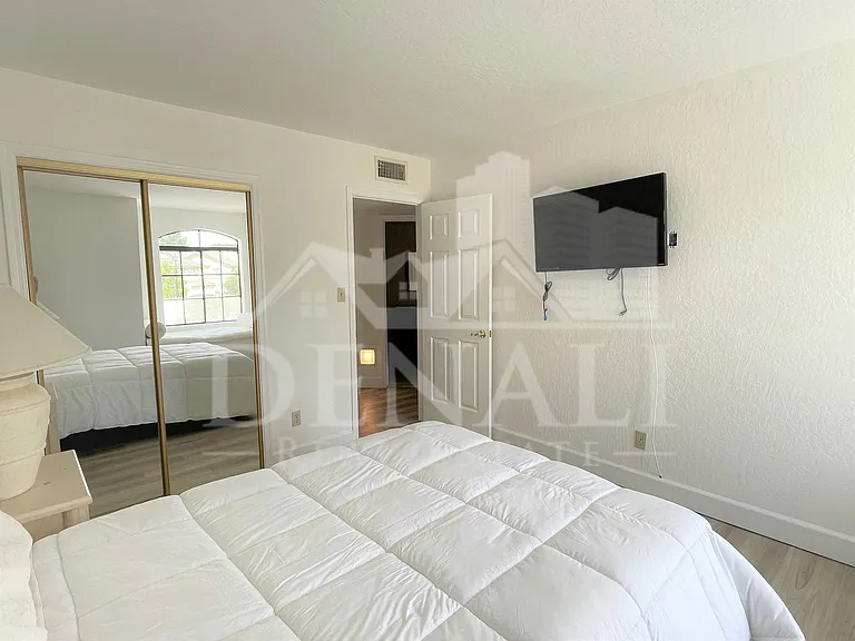 19907 N Denaro Dr — Photo 25
