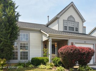 804 Castleton Ct, Mundelein, IL 60060