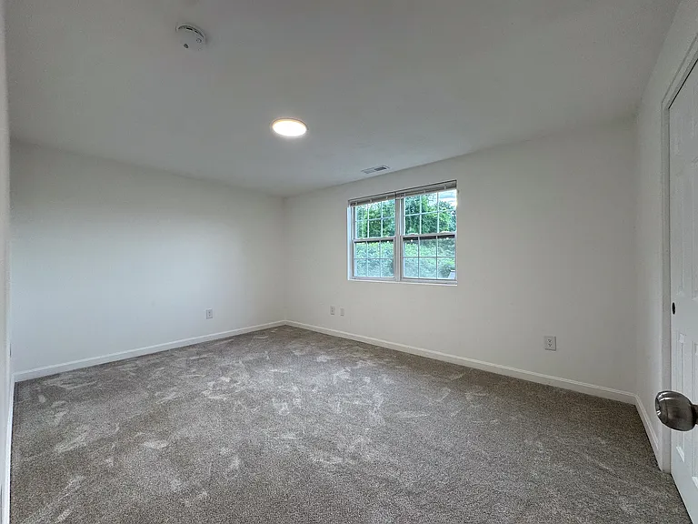 104 Middlesex Rd #2 — Photo 15