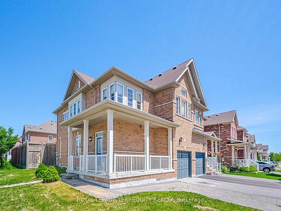 2nd image of 36 Chokecherry Cres