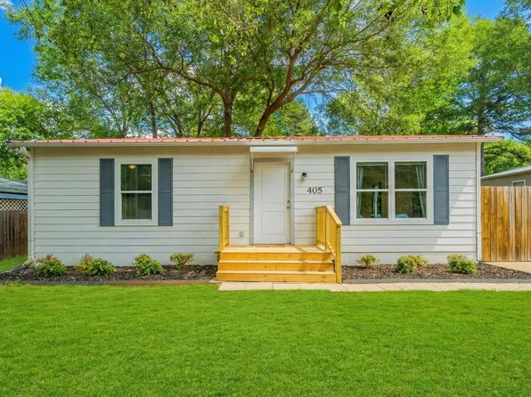 405 Bates St, Kilgore, TX 75662