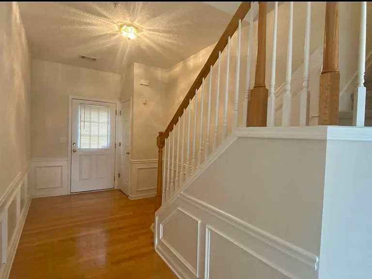 230 Regent Sq #230 — Photo 4