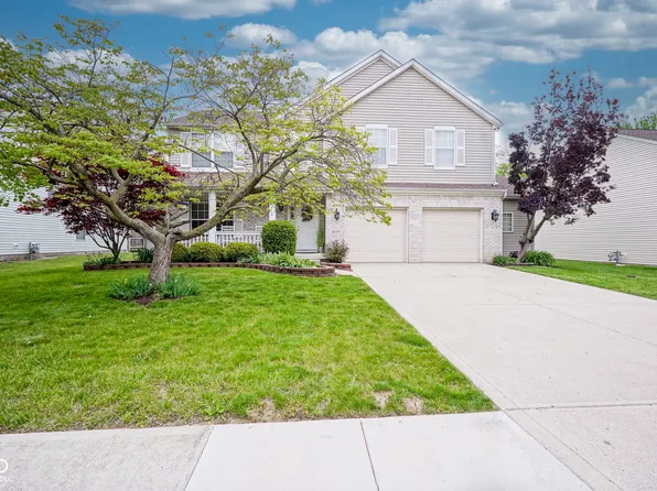 6270 Lancaster Pl, Zionsville, IN 46077
