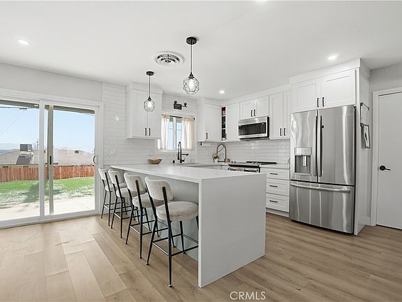 2nd image of 23921 South Rd