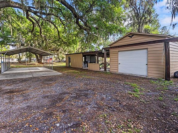 3rd image of 3707 Timberlake Rd W