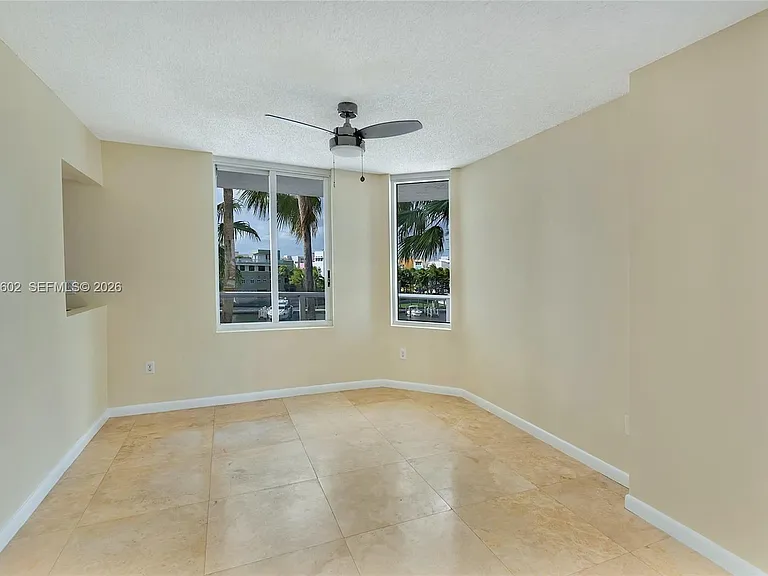 5900 Collins Ave #408 — Photo 7
