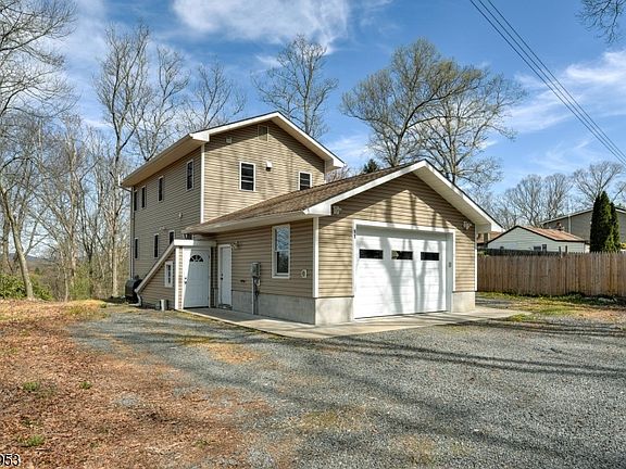 4th image of 11 Mt Crest Rd