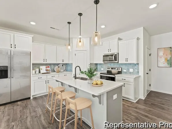 38 Periwinkle Pl #2, Clayton, NC 27527