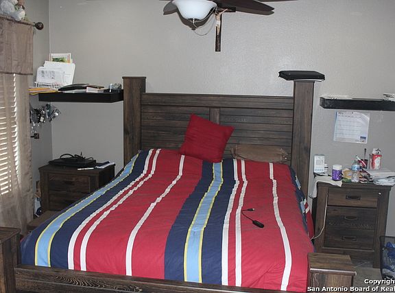 2nd image of 8134 Cantura Mls