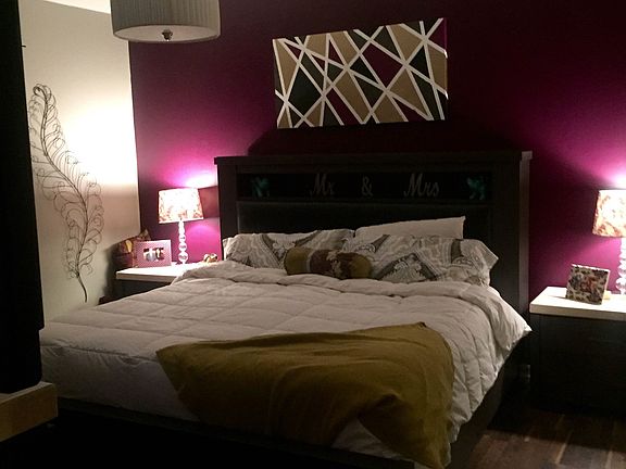 Master Bedroom with En Suite and Walk-In Closet