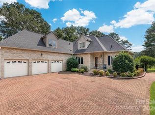 1717 Benjamin Dr, Salisbury, NC 28146