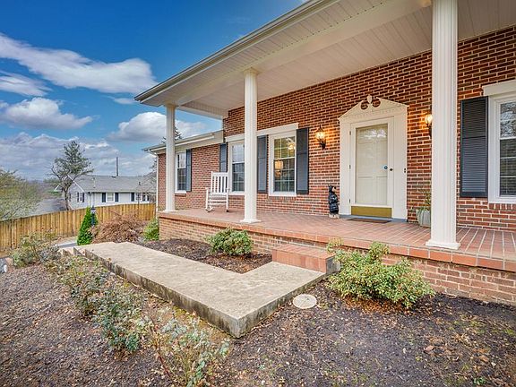 2nd image of 230 Clover Ln