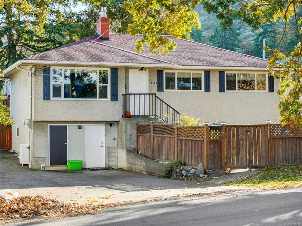 3595 Richmond Rd, Saanich, BC V8P 4R3