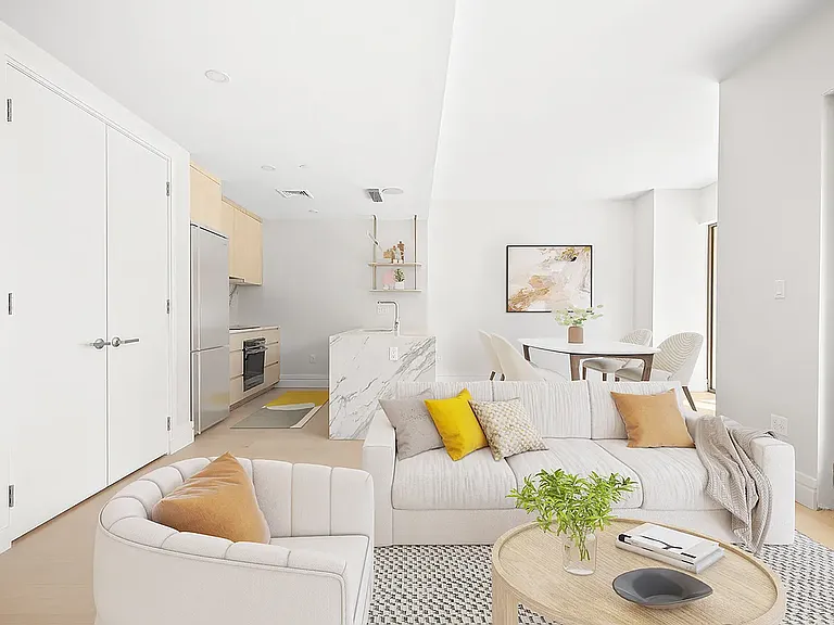 960 Franklin Ave #255 — Photo 12