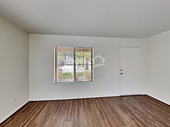 3rd image of 2878 W Mira Dr