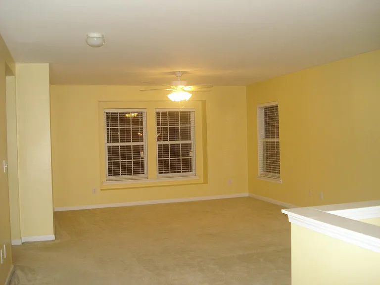2828 Roundleaf Ct — Photo 5