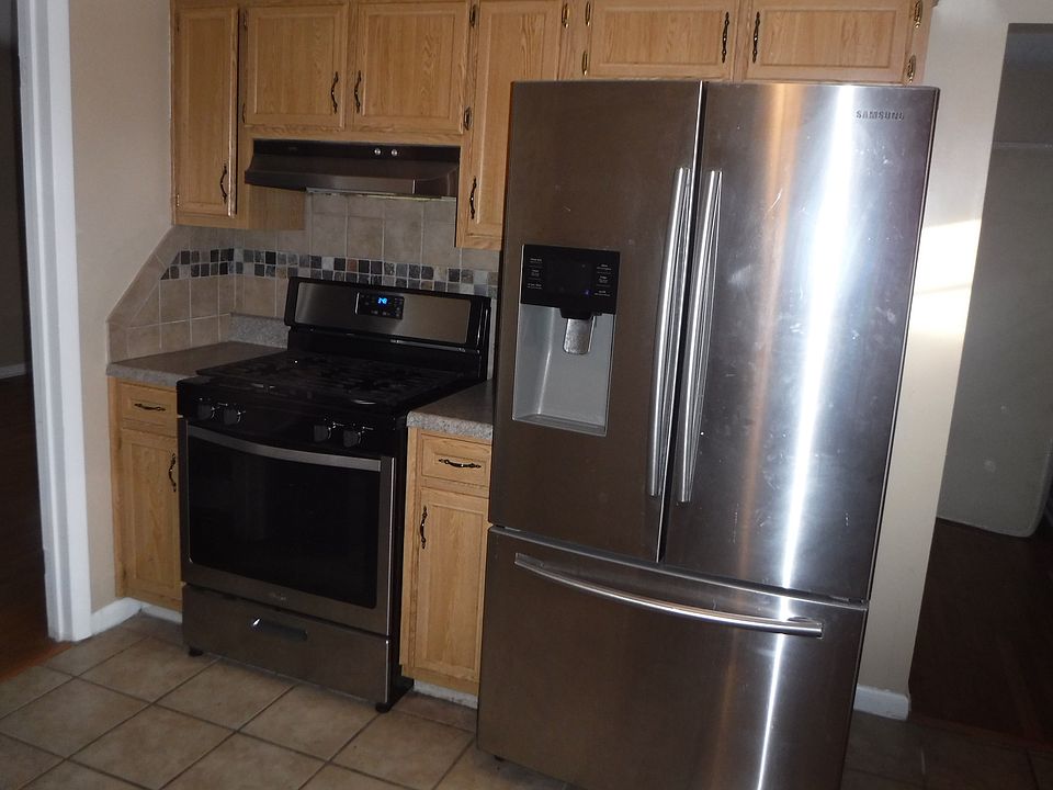 2nd image of 722 Keppel Dr