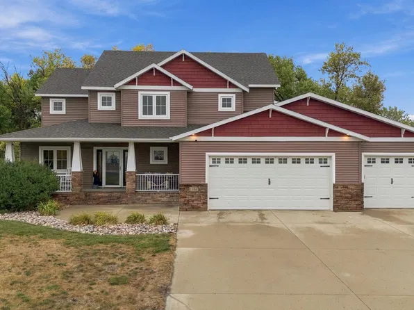 1944 53rd Ave N, Moorhead, MN 56560