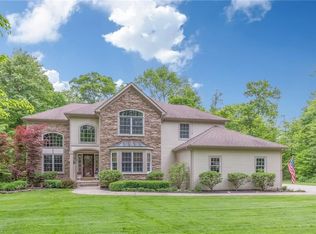 9170 Fraser Ln, Chesterland, OH 44026