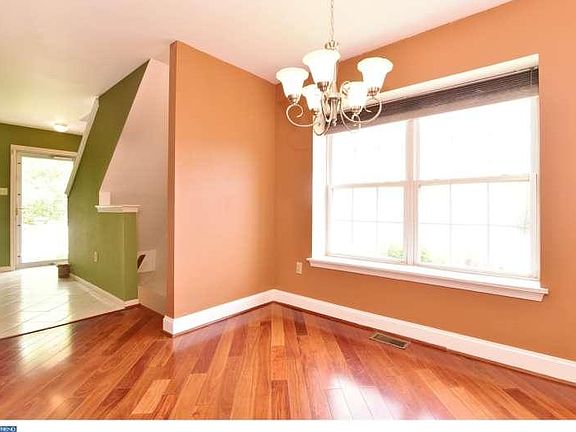 4th image of 135 Mendel Ct