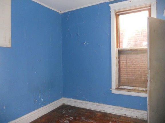 5th image of 3416 W Grenshaw St