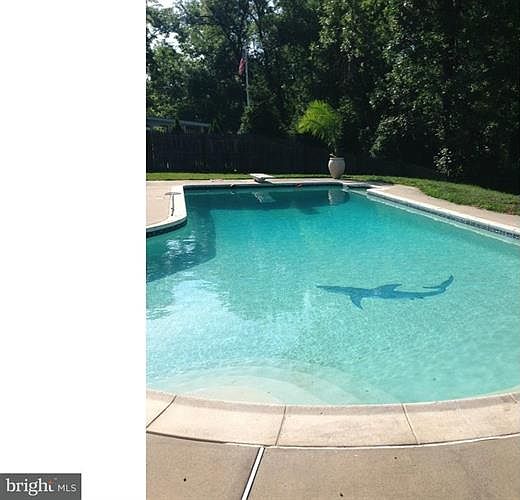 2nd image of 54 Tweedstone Ln