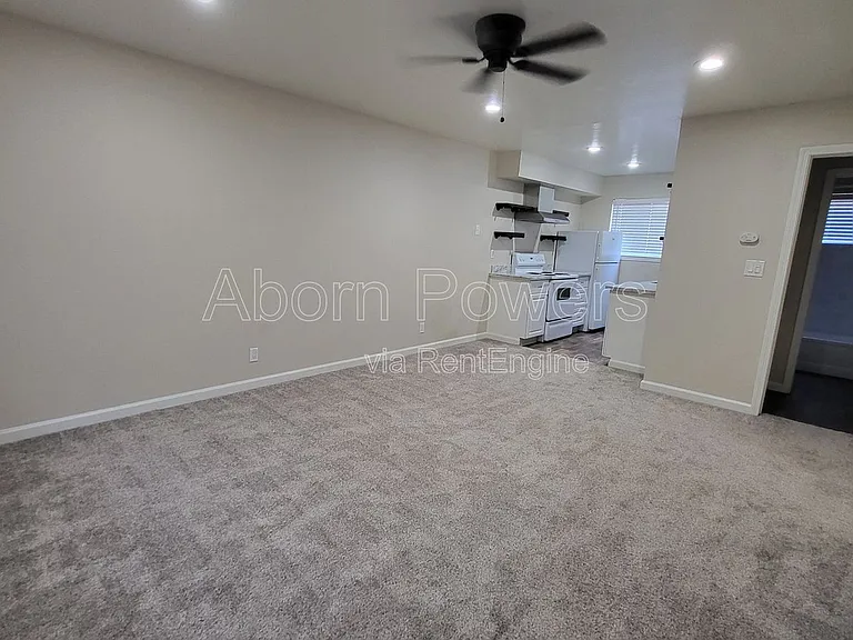 3738 4th Ave #7 — Photo 19