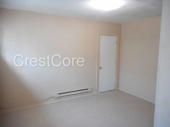 3rd image of 228 S Lauderdale St APT 1