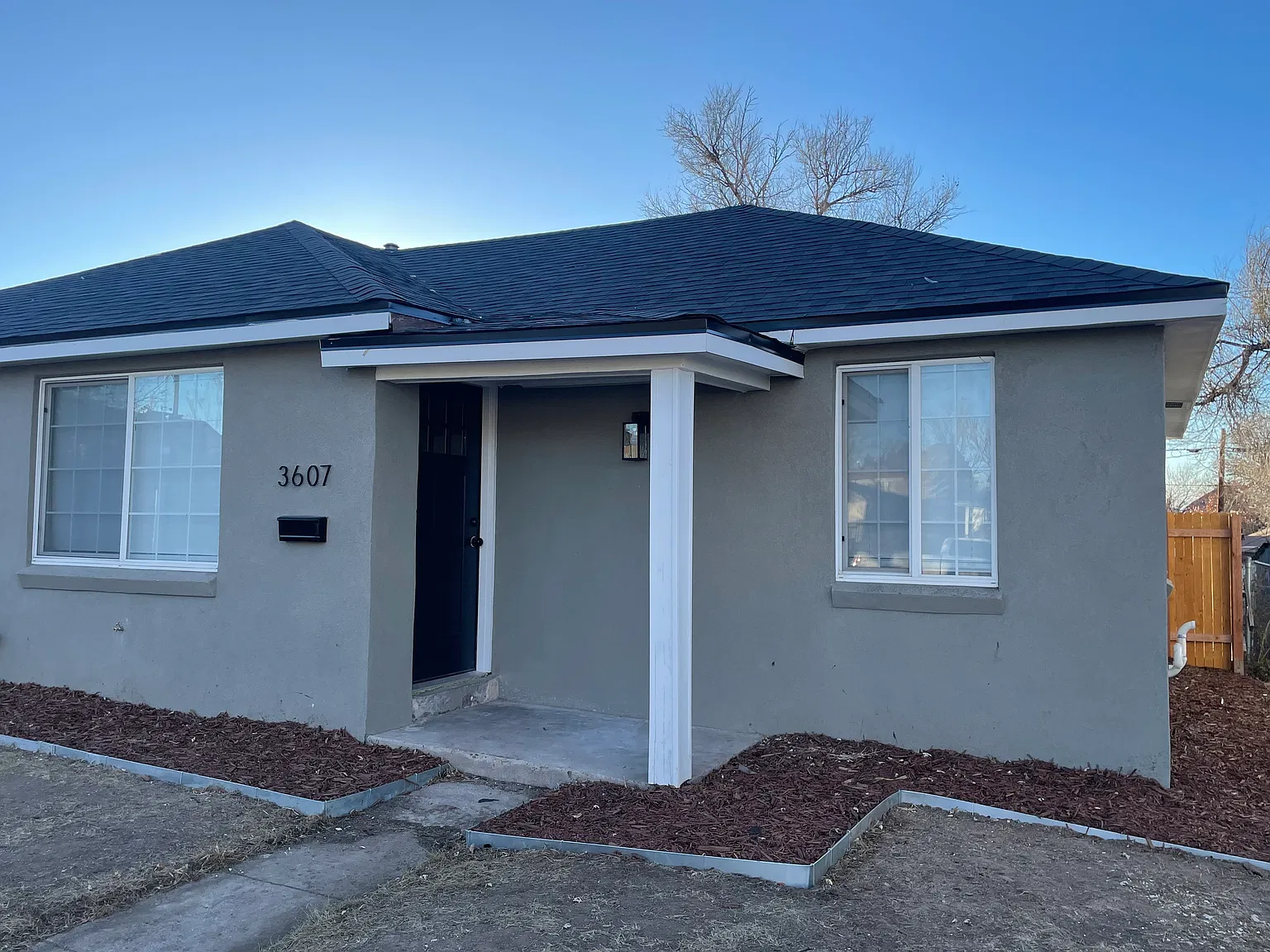 2 bed, 725 sqft, $1,850 — Photo 1