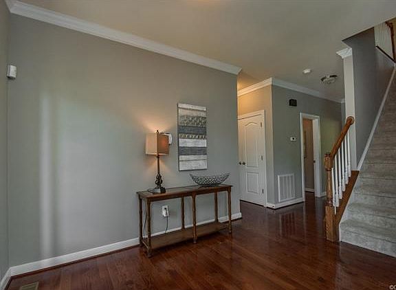 3rd image of 5904 Ketterley Row
