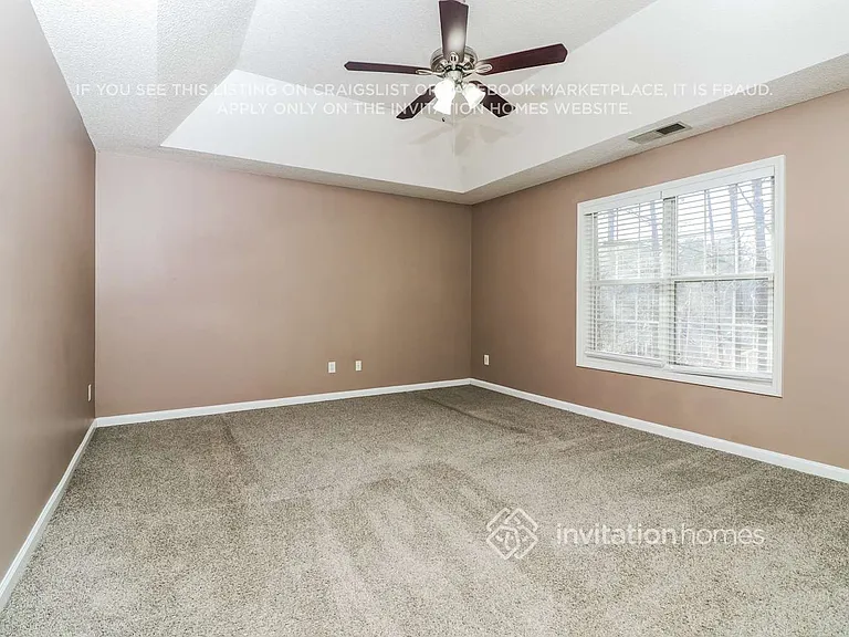 4028 Saint George Walk SW — Photo 13