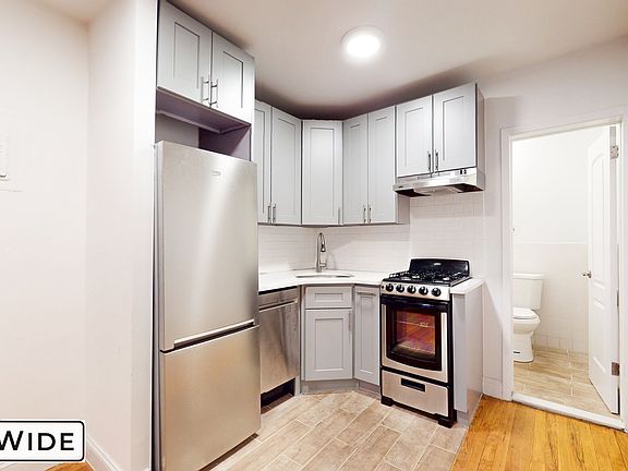 5th image of 340 E 53rd St APT B