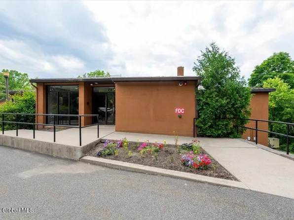 22 High Street, Rensselaer, NY 12144